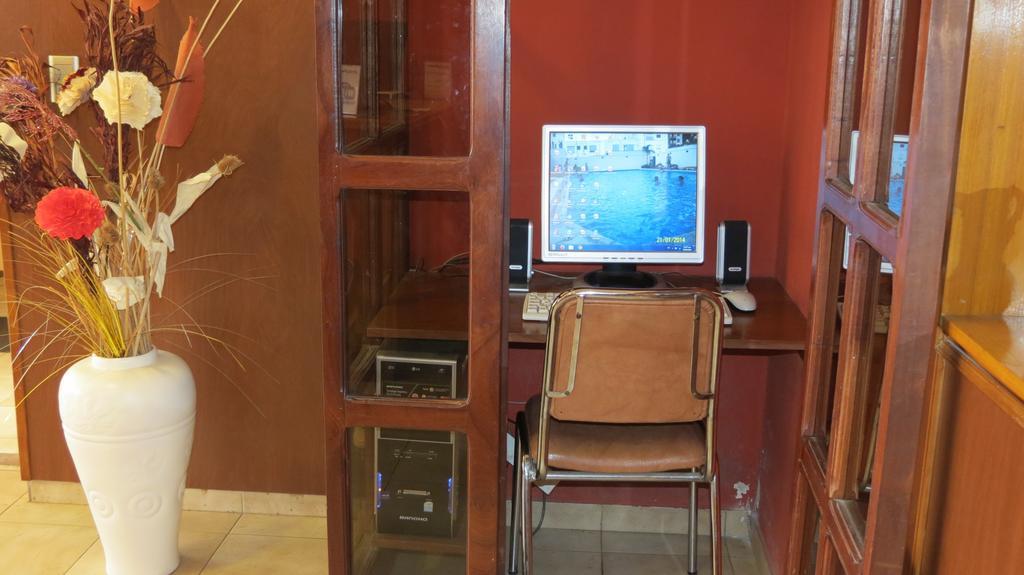 Hotel Arenales Villa Carlos Paz Ngoại thất bức ảnh
